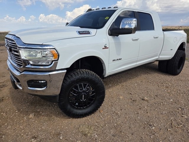 Gallery image 5 for 2024 Chevrolet Silverado 2500HD LT